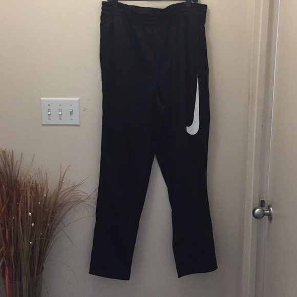 Men’s Nike Training/ Gym pants L - Picture 2 of 12